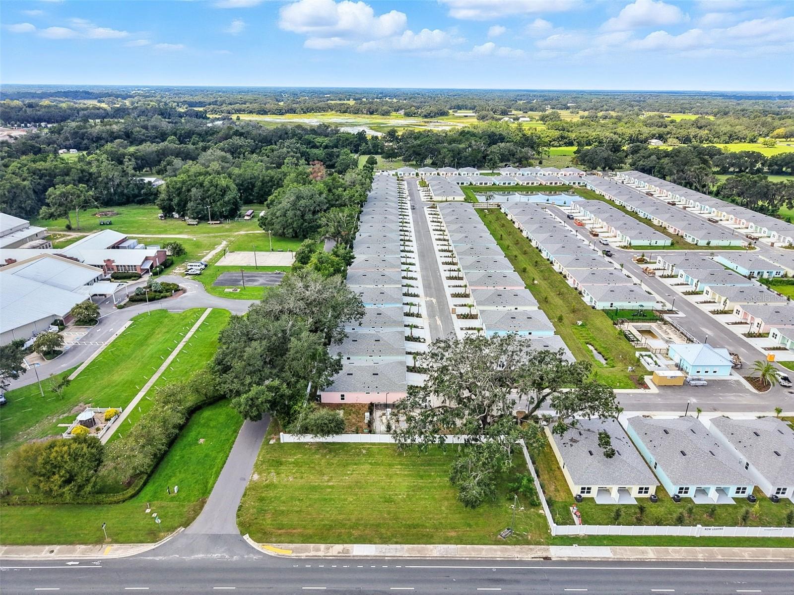 12182 N US HIGHWAY 301, OXFORD, FL — photo 3