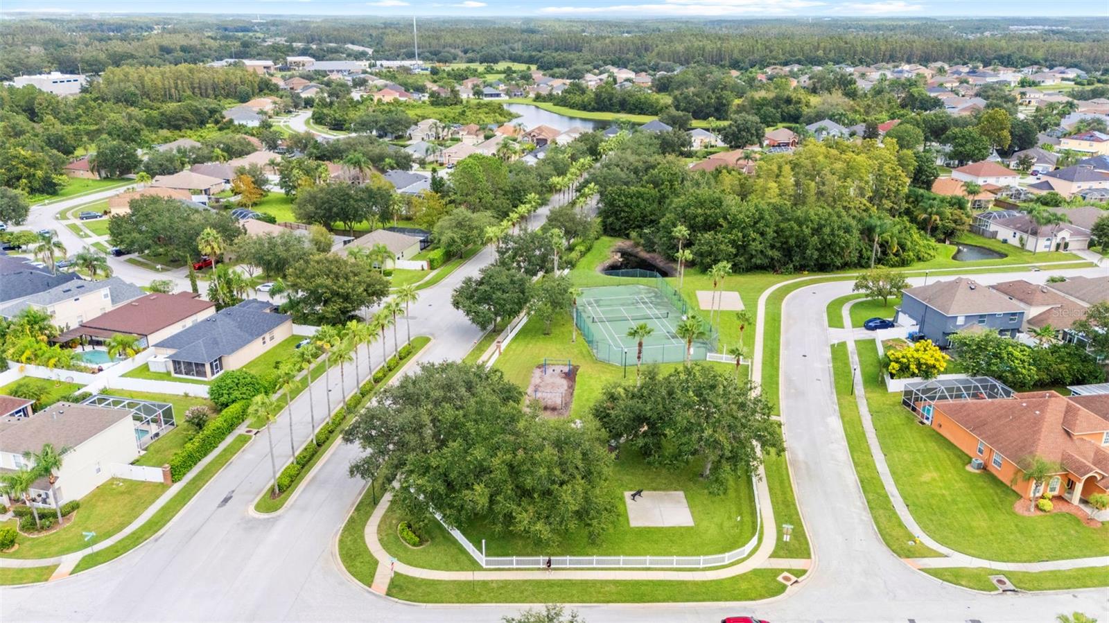 10237 GOLDENBROOK WAY, TAMPA, FL — photo 62