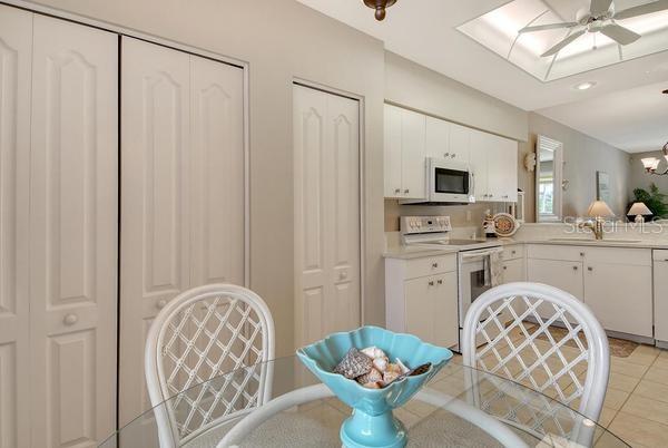 9641 CASTLE POINT DR #1215, SARASOTA, FL — photo 11