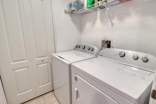 9641 CASTLE POINT DR #1215, SARASOTA, FL — photo 22