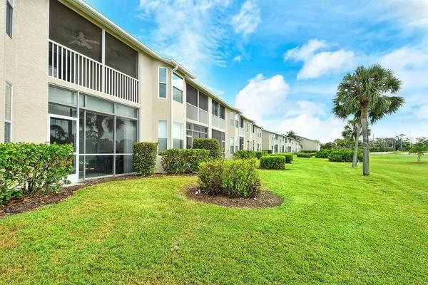 9641 CASTLE POINT DR #1215, SARASOTA, FL — photo 26