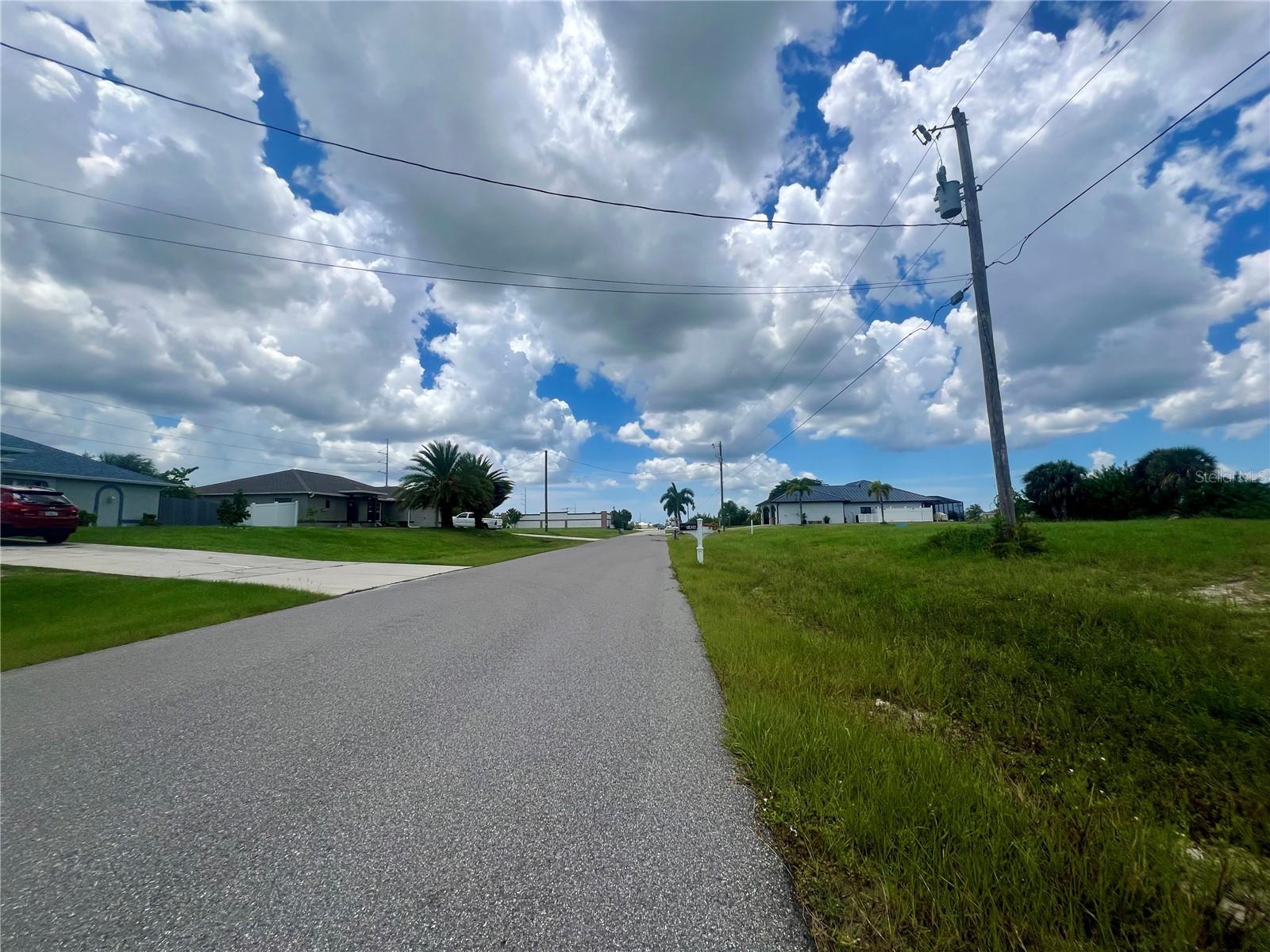 1423 NW 8TH TER, CAPE CORAL, FL — photo 5