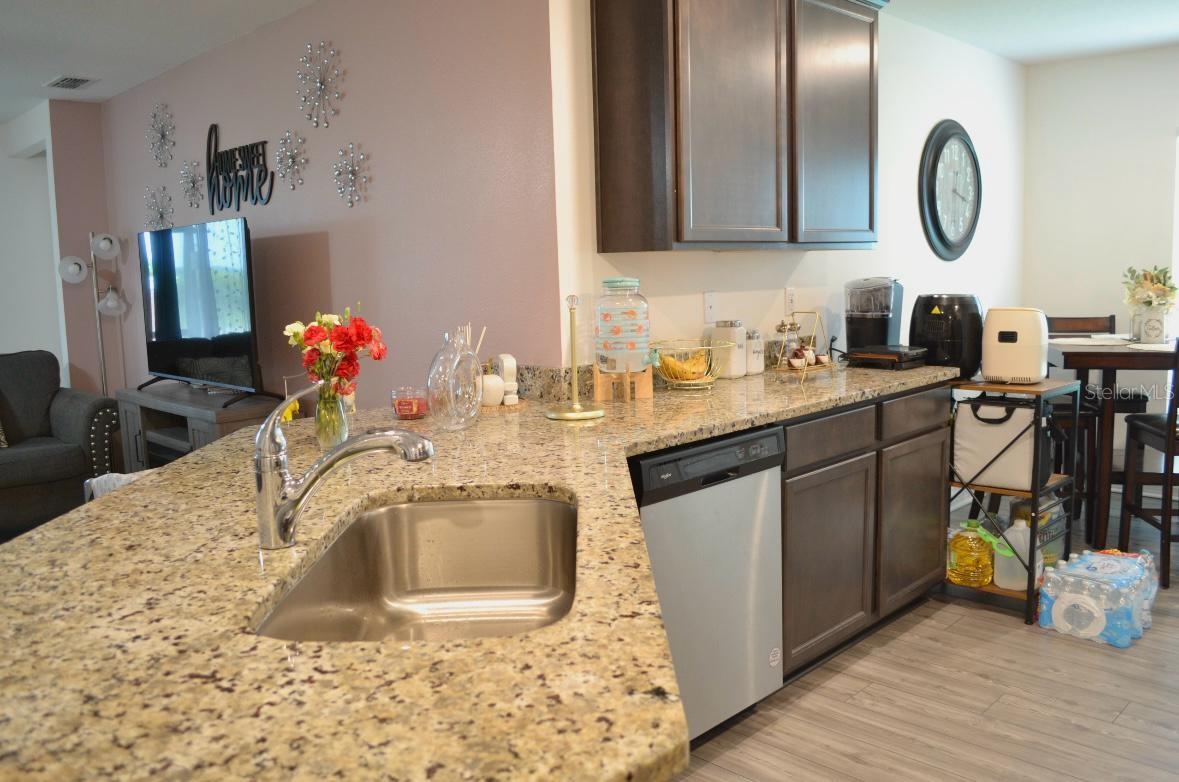 1639 SWAN LAKE CIR, DUNDEE, FL — photo 6