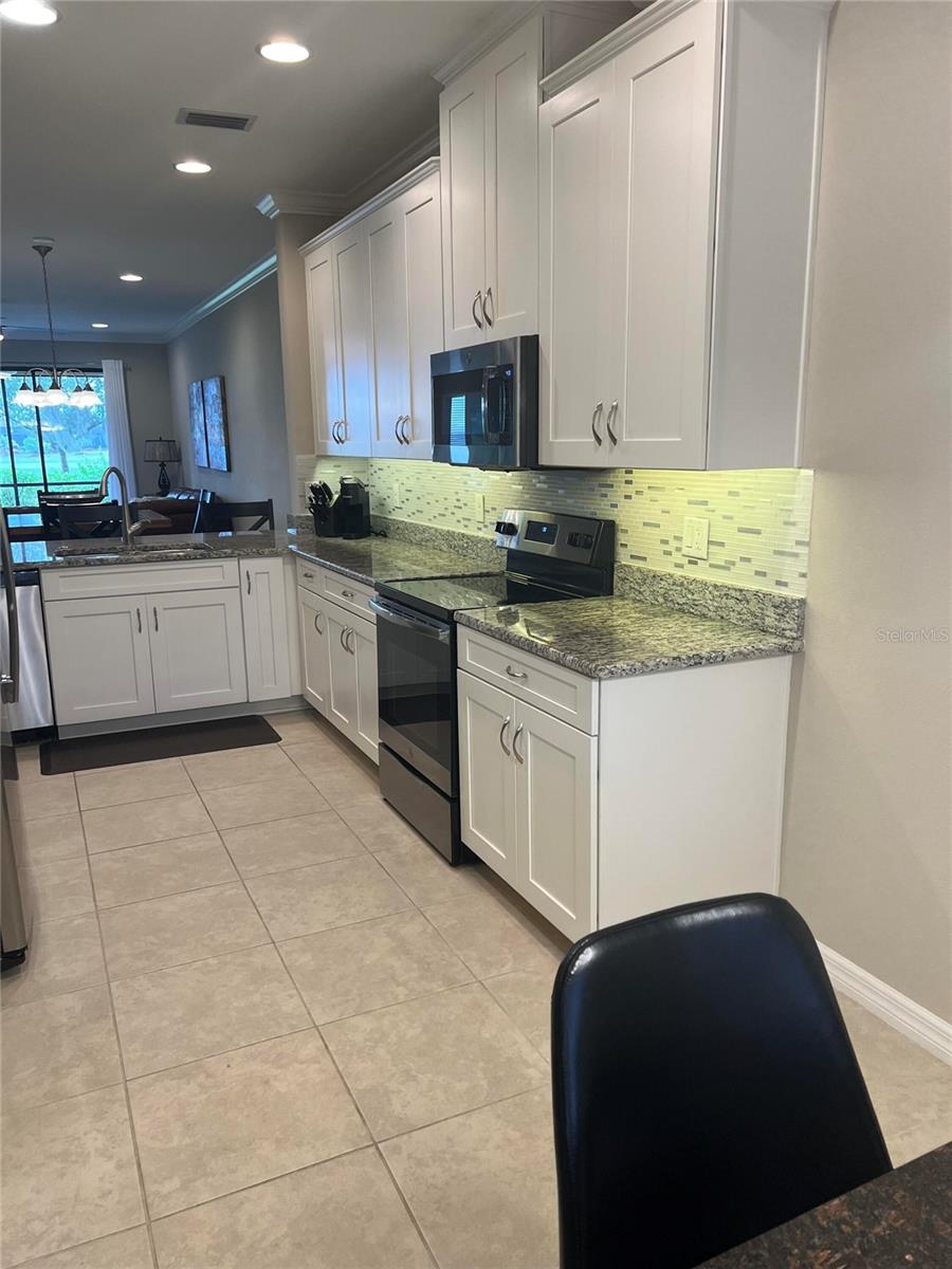 13737 MESSINA LOOP #101, BRADENTON, FL — photo 4