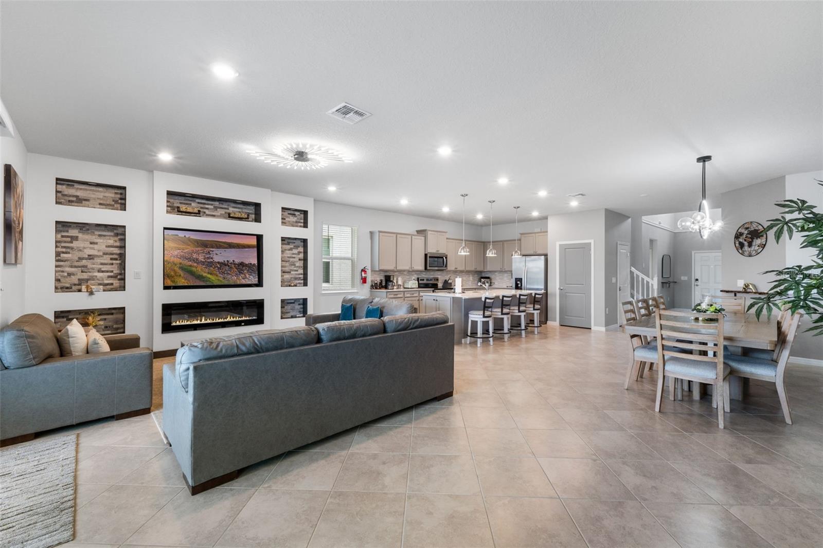 15964 SANDY CLIFFS DR, CLERMONT, FL — photo 7