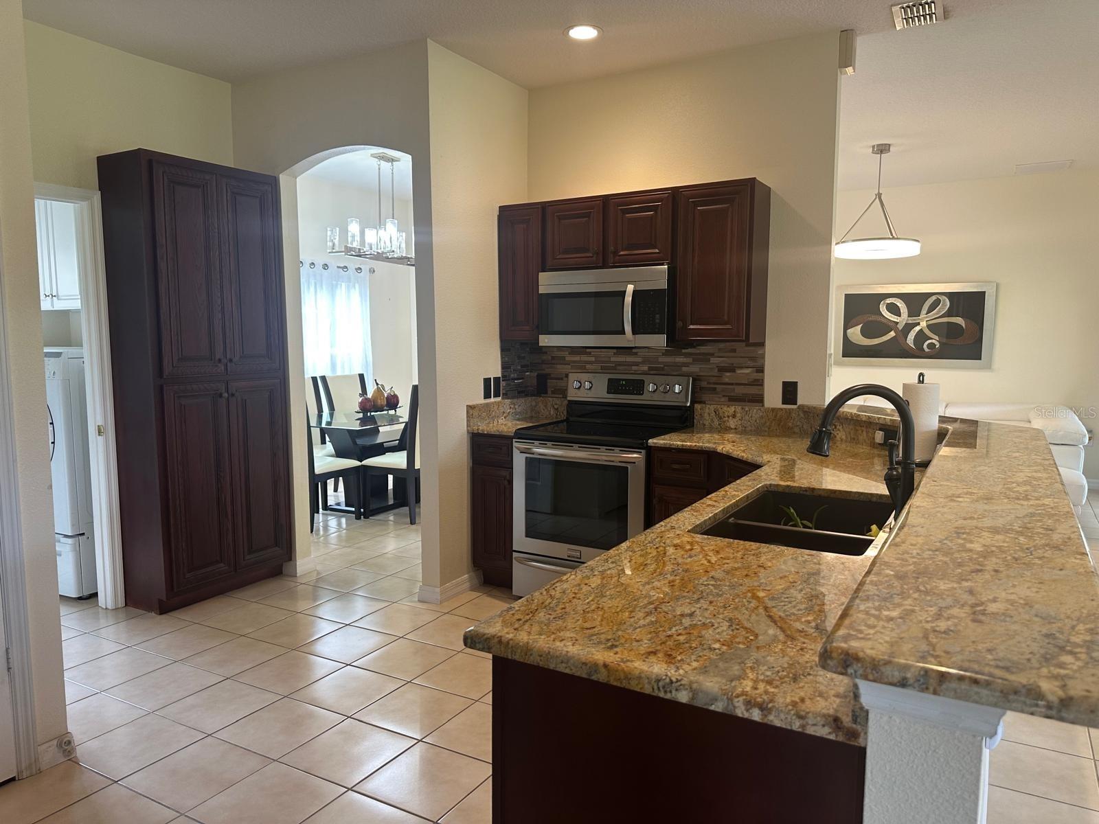 4002 BOUGAINVILLEA PL, KISSIMMEE, FL — photo 33