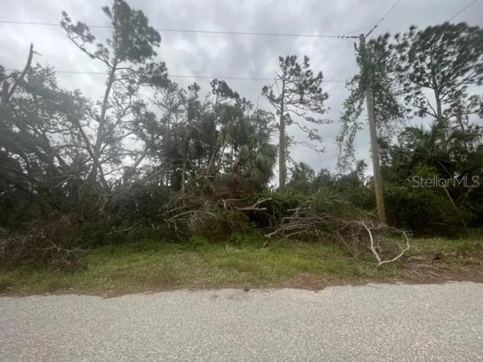2184 DORION ST, PORT CHARLOTTE, FL — photo 2