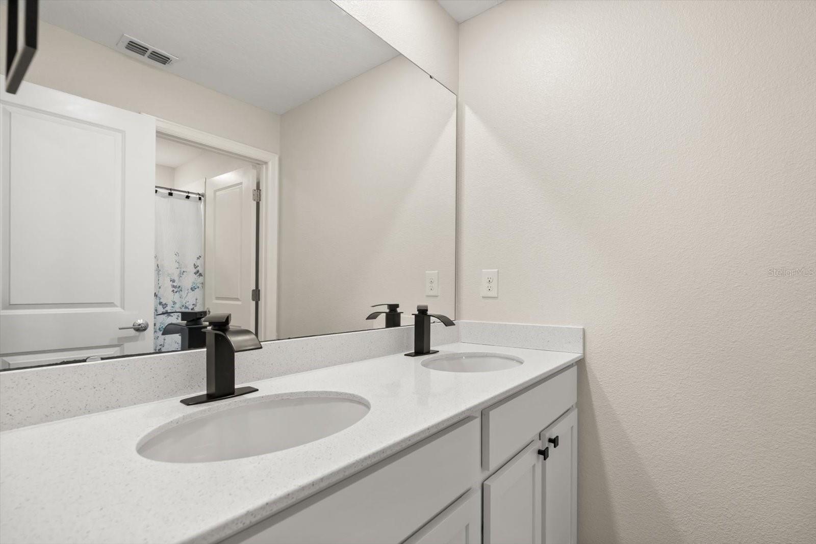 545 S ANDREA CIR, HAINES CITY, FL — photo 16