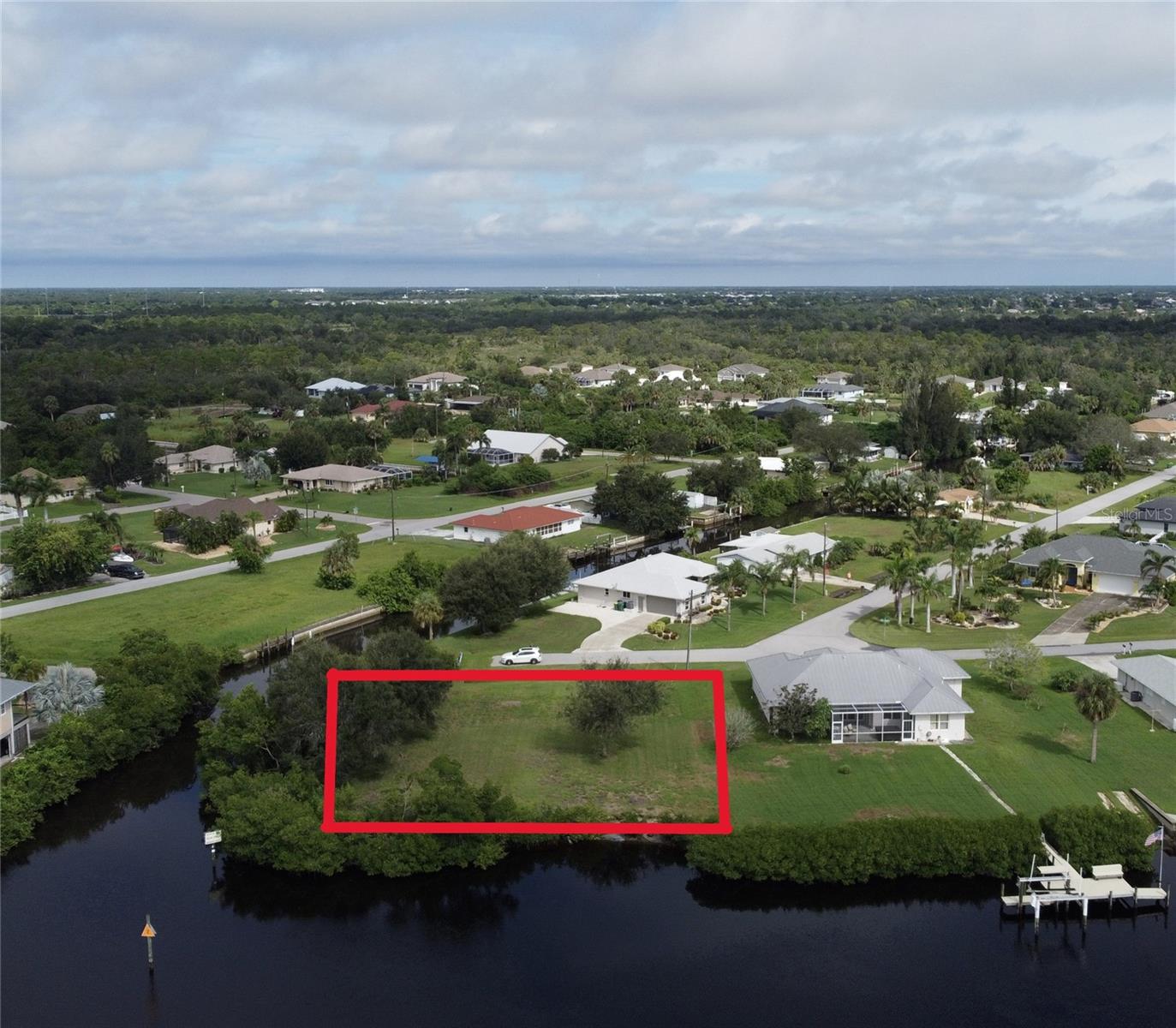 3690 PEACE RIVER DR, PUNTA GORDA, FL — photo 3