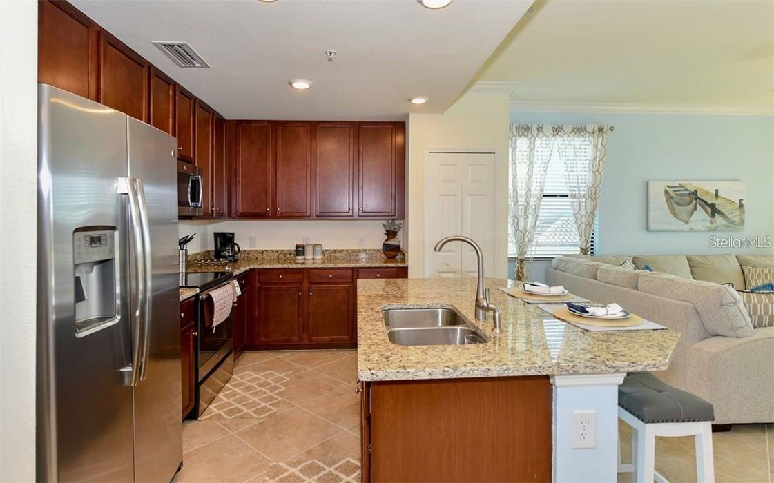 16904 VARDON TERRACE #201, LAKEWOOD RANCH, FL — photo 12
