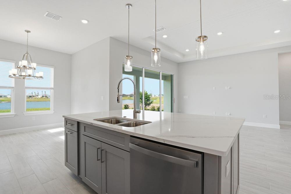 13705 IONA AVE, PALMETTO, FL — photo 6