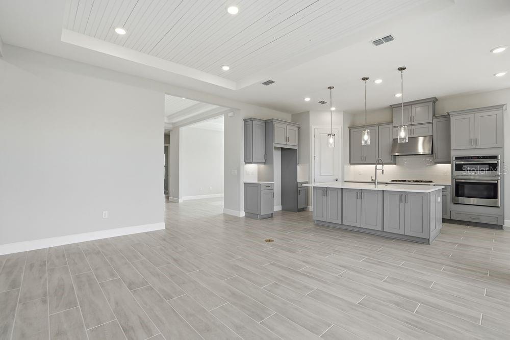 13705 IONA AVE, PALMETTO, FL — photo 15