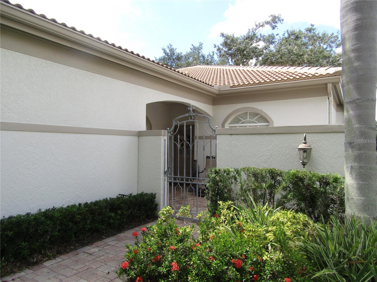 3881 CHATSWORTH GREENE CT #20, SARASOTA, FL — photo 5