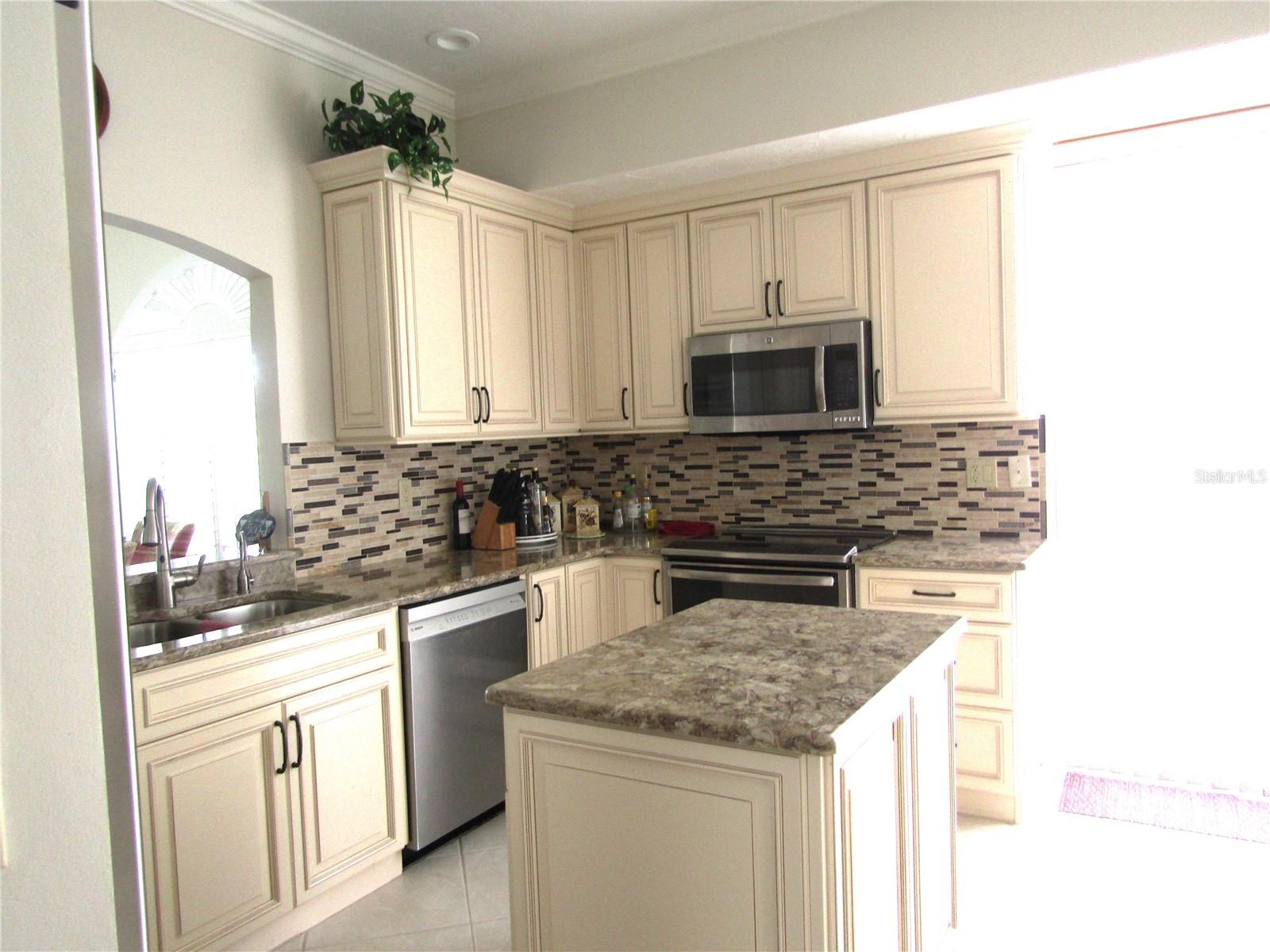 3881 CHATSWORTH GREENE CT #20, SARASOTA, FL — photo 20