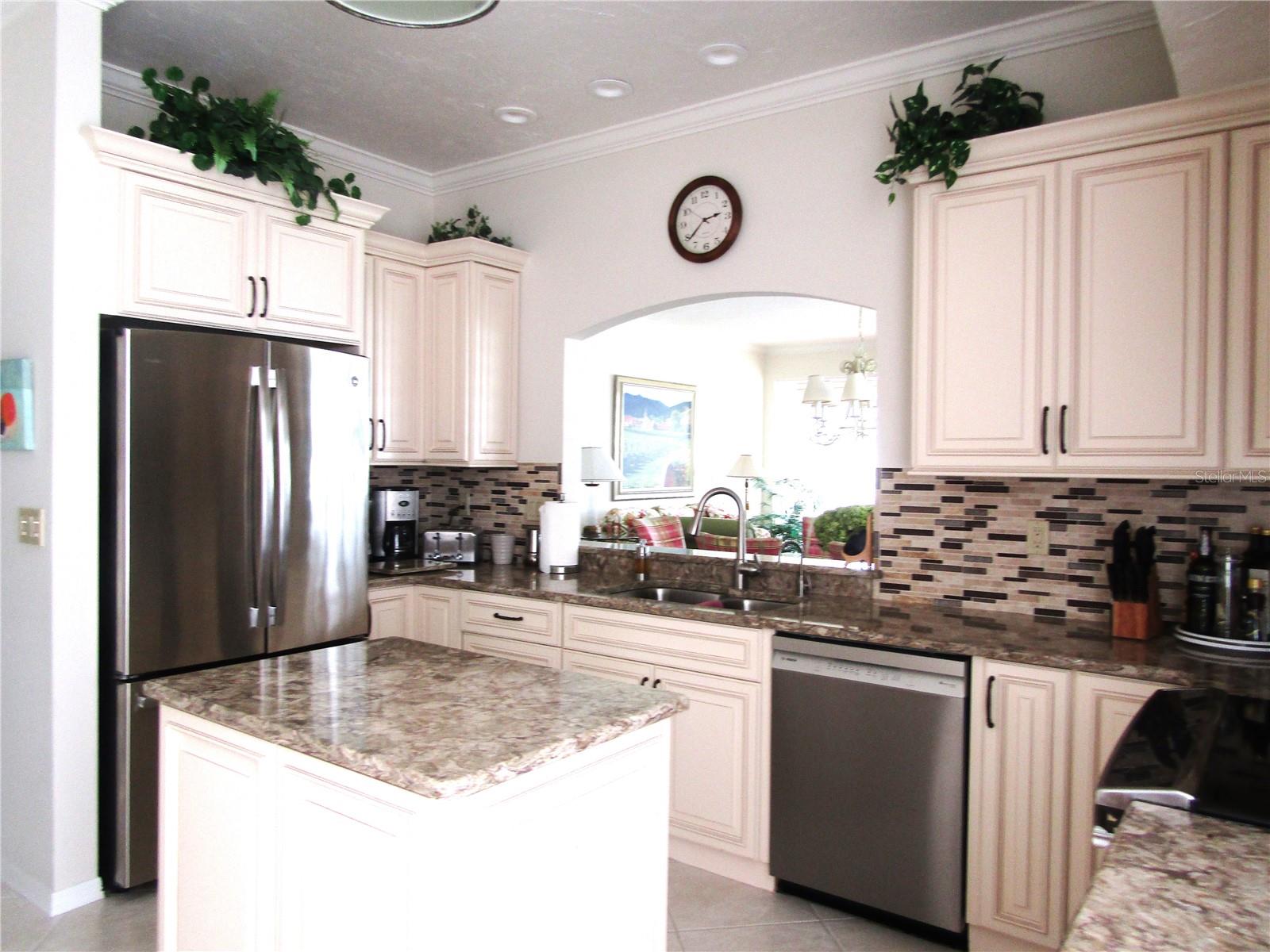 3881 CHATSWORTH GREENE CT #20, SARASOTA, FL — photo 23
