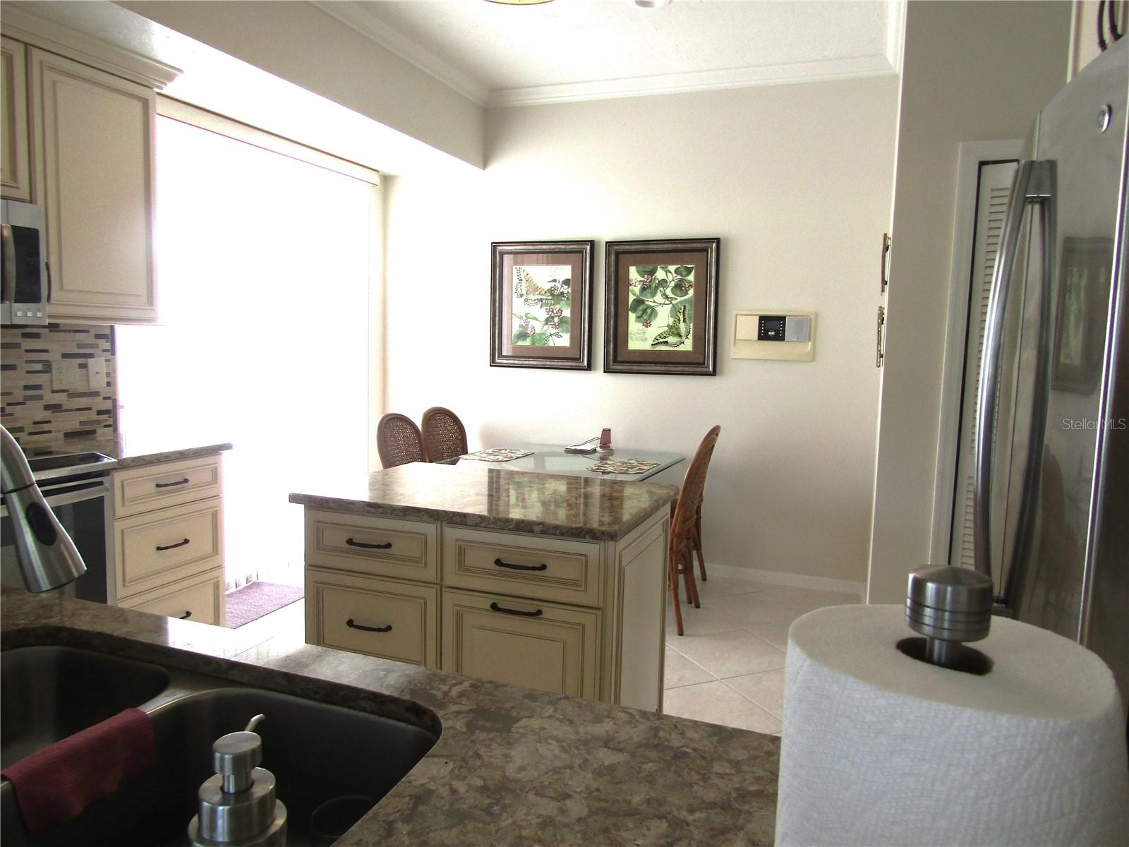 3881 CHATSWORTH GREENE CT #20, SARASOTA, FL — photo 25