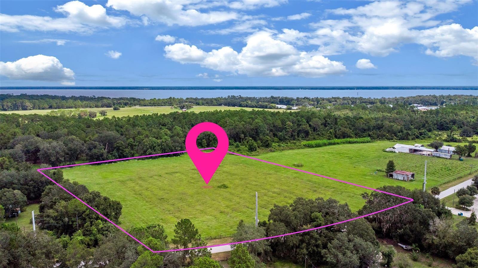 460 OLD HIGHWAY 17, CRESCENT CITY, FL — photo 2