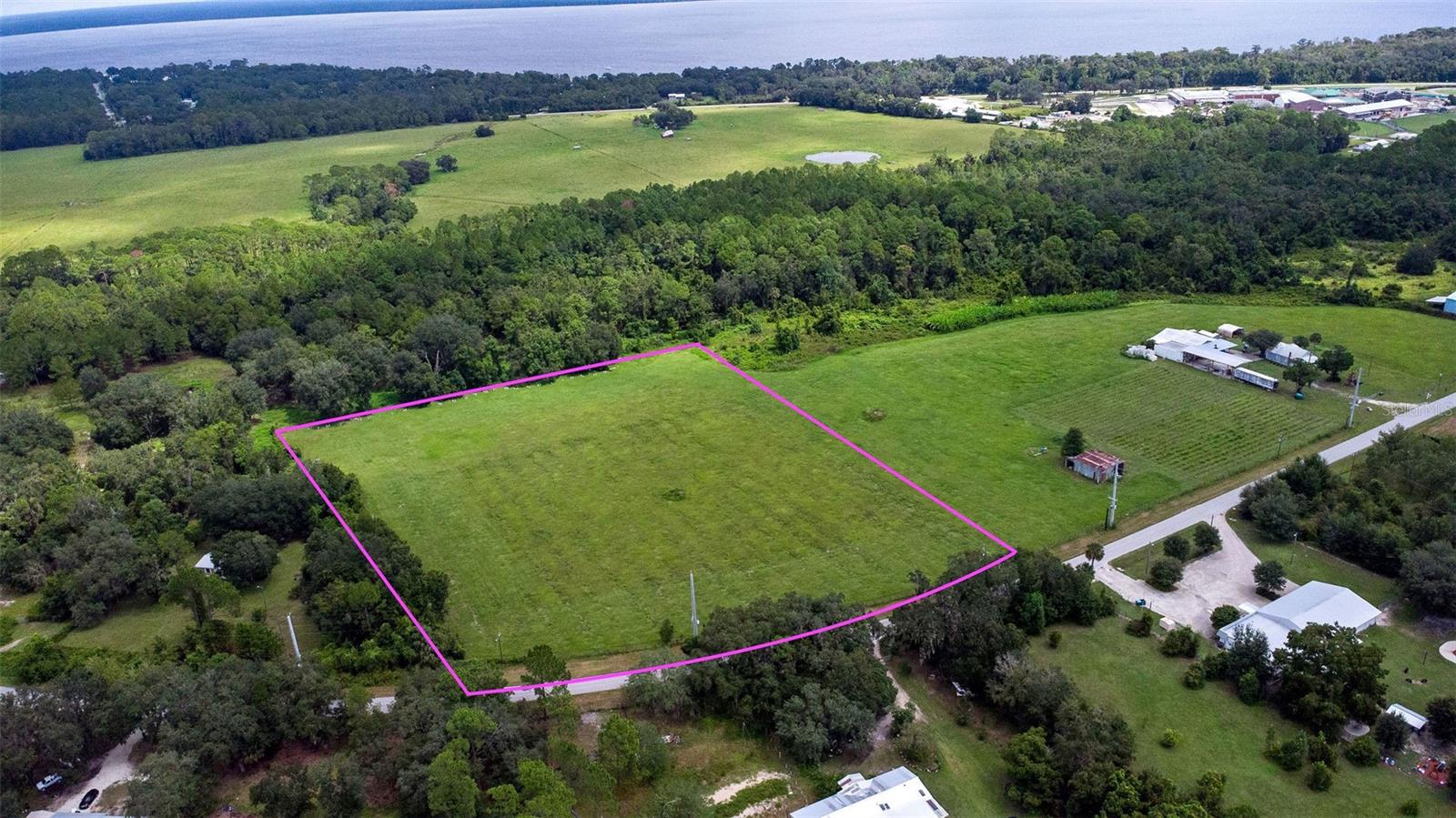 460 OLD HIGHWAY 17, CRESCENT CITY, FL — photo 8