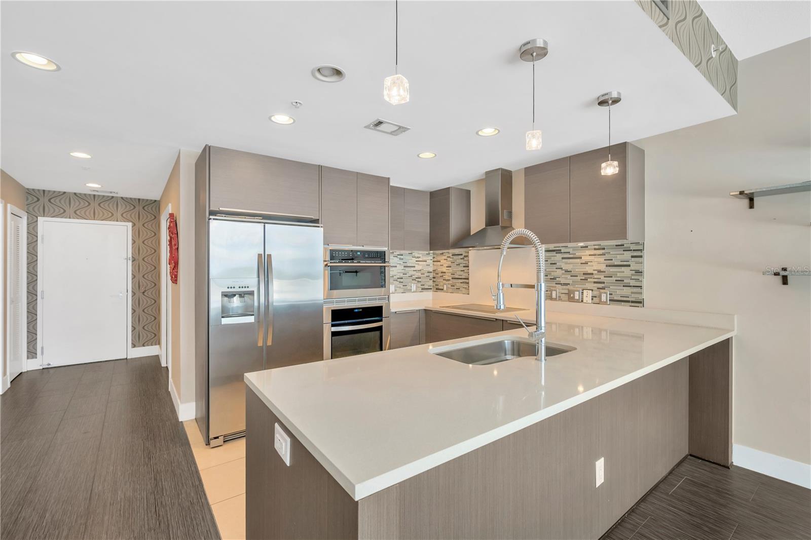 145 2ND AVE S #521, ST PETERSBURG, FL — photo 8