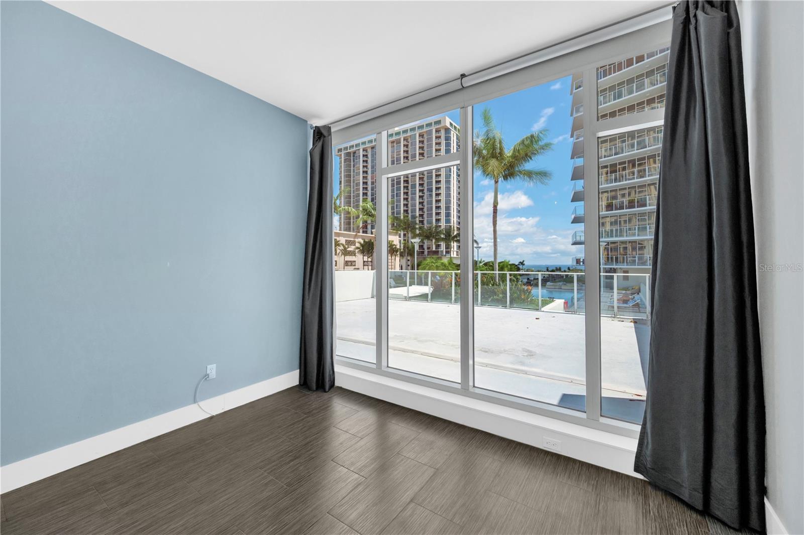 145 2ND AVE S #521, ST PETERSBURG, FL — photo 20