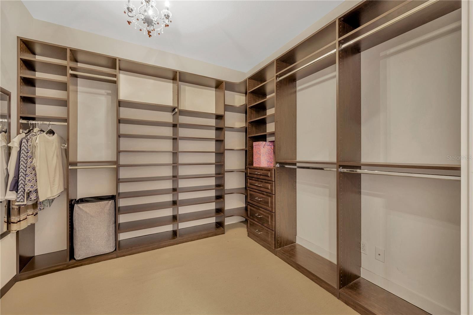 145 2ND AVE S #521, ST PETERSBURG, FL — photo 31