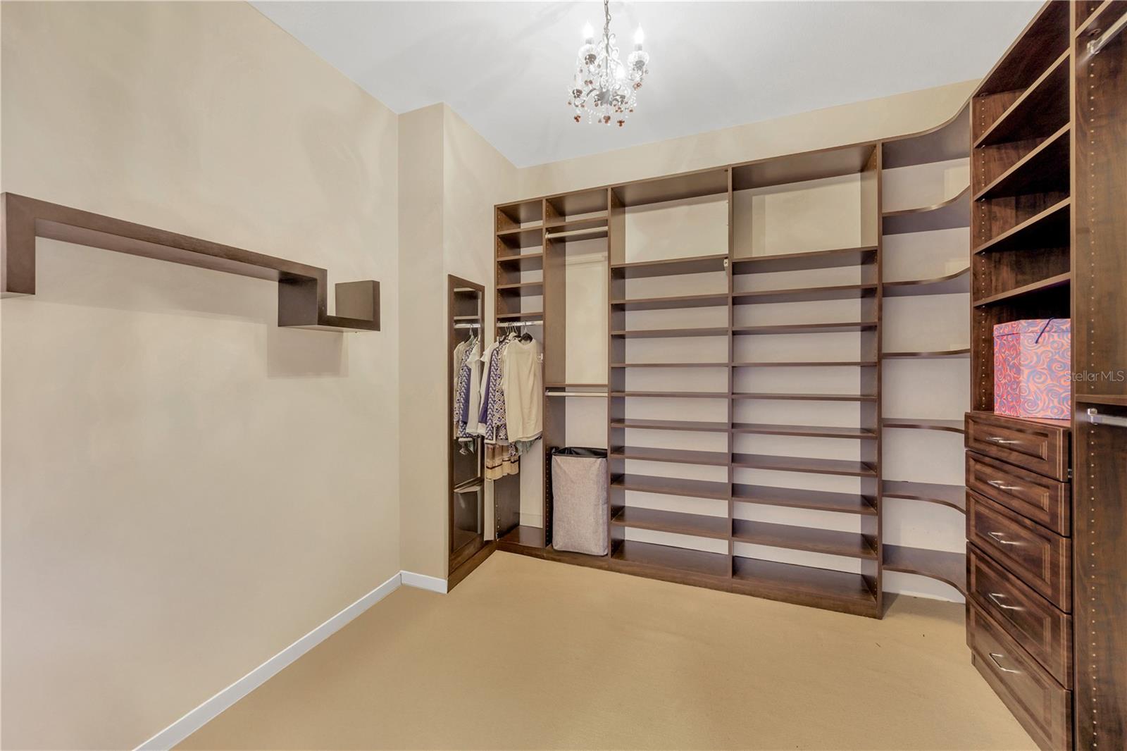 145 2ND AVE S #521, ST PETERSBURG, FL — photo 32