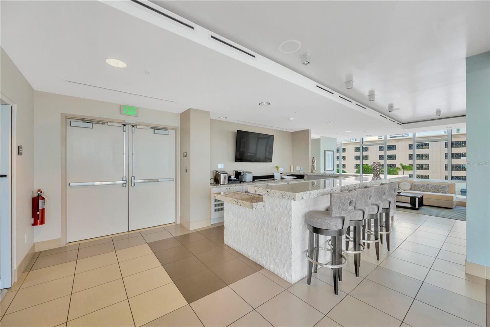 145 2ND AVE S #521, ST PETERSBURG, FL — photo 67