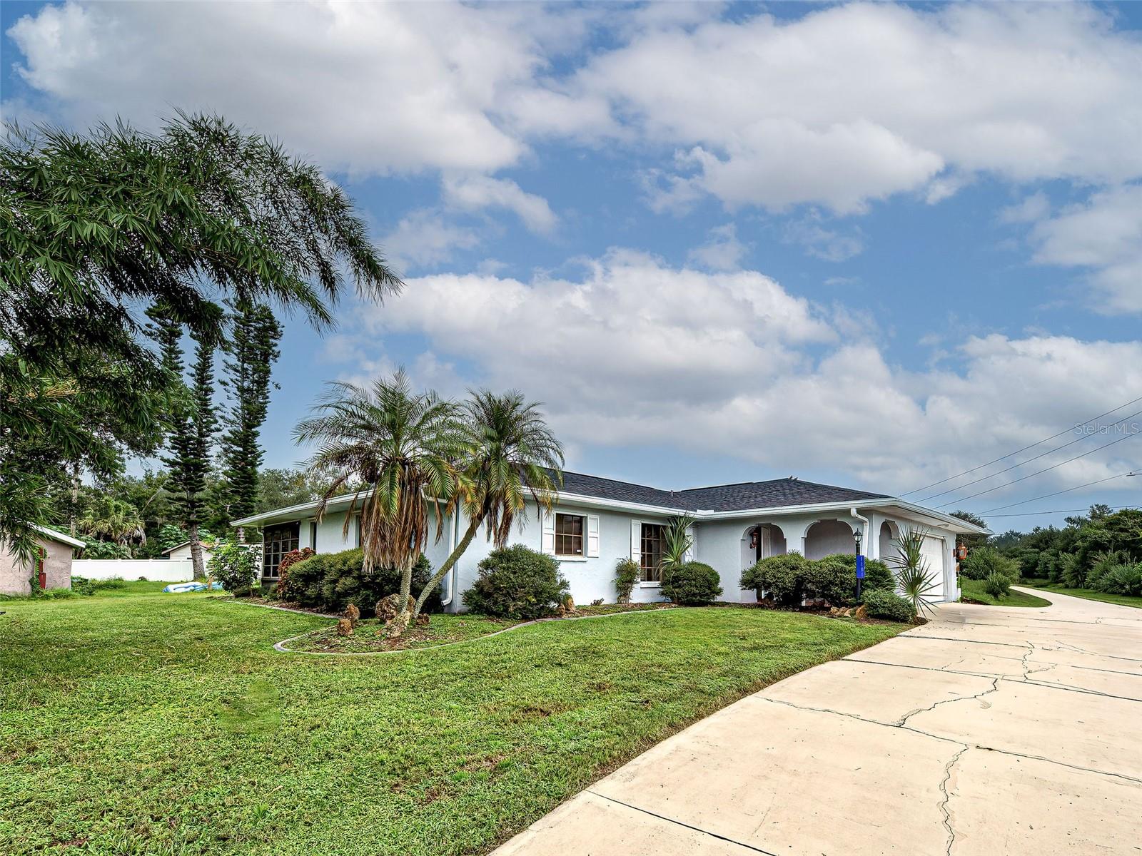 1181 SEACREST DR NW, PORT CHARLOTTE, FL — photo 2