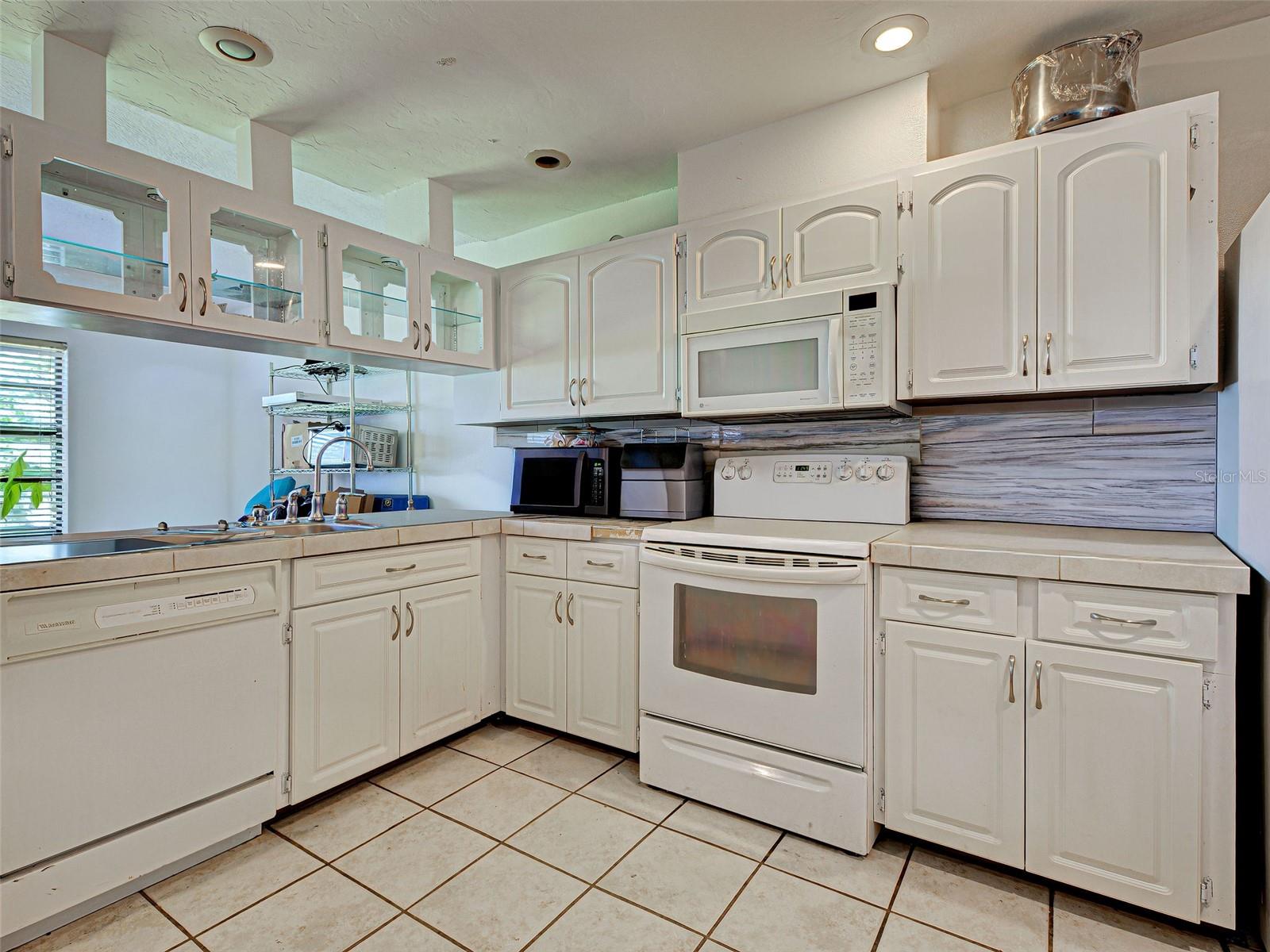 1181 SEACREST DR NW, PORT CHARLOTTE, FL — photo 22