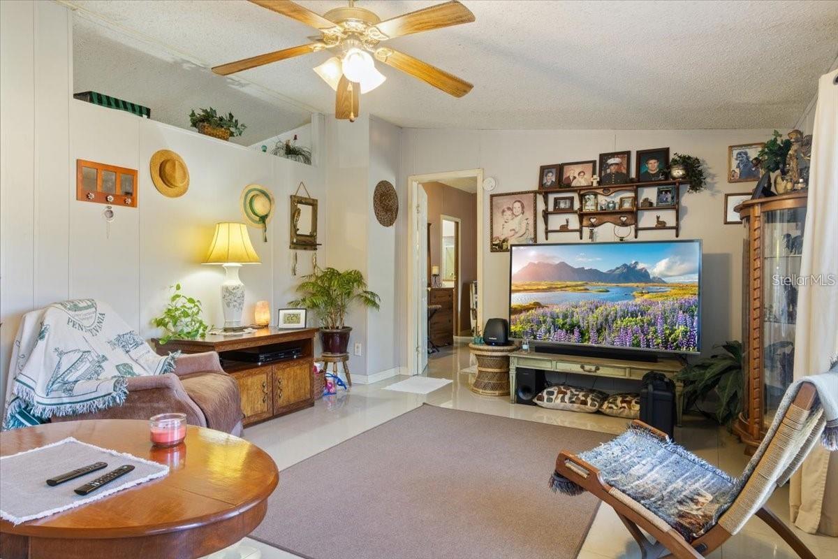 3230 SW 189TH AVE, DUNNELLON, FL — photo 12