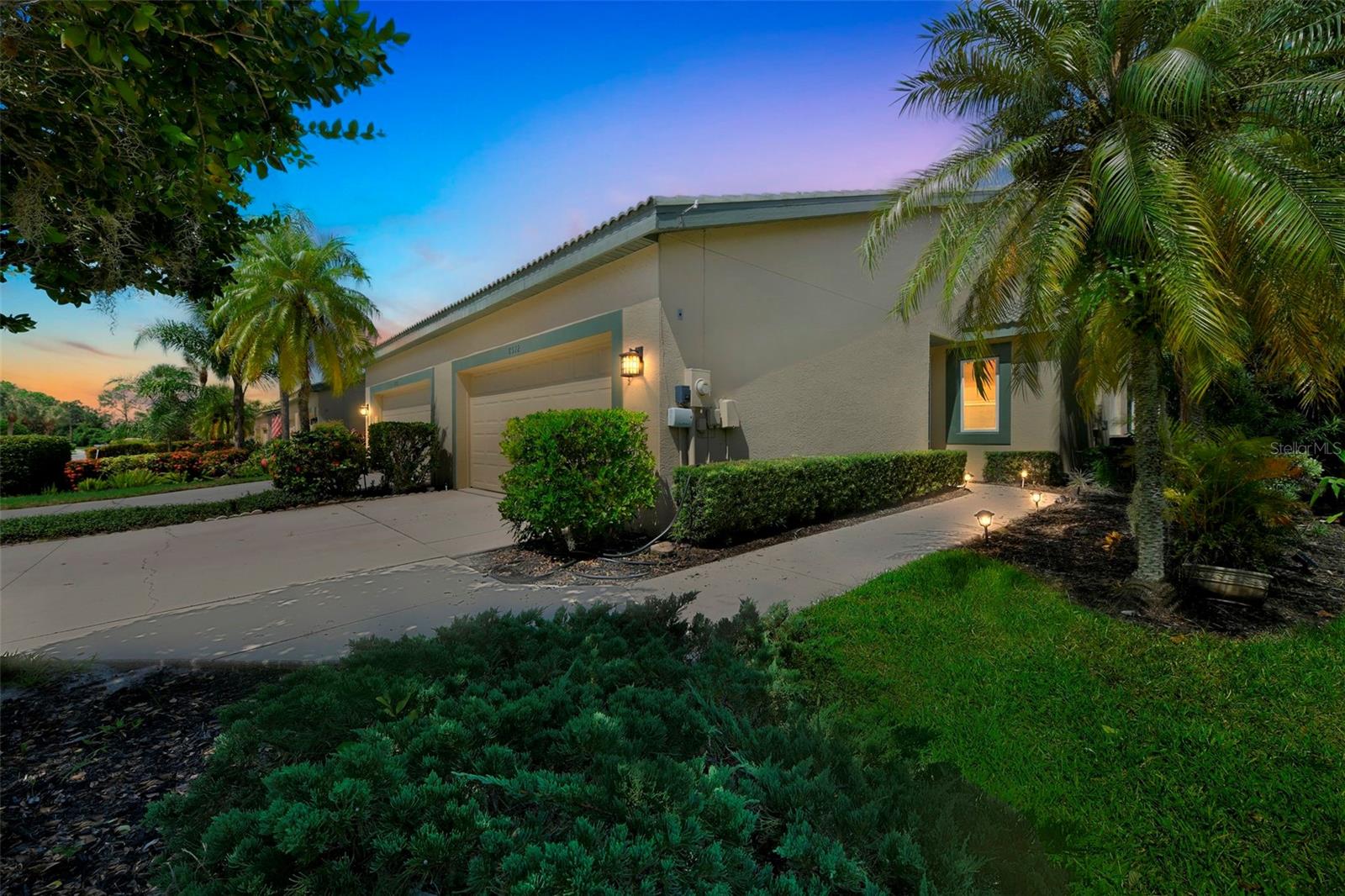 8512 54TH AVENUE CIR E, BRADENTON, FL