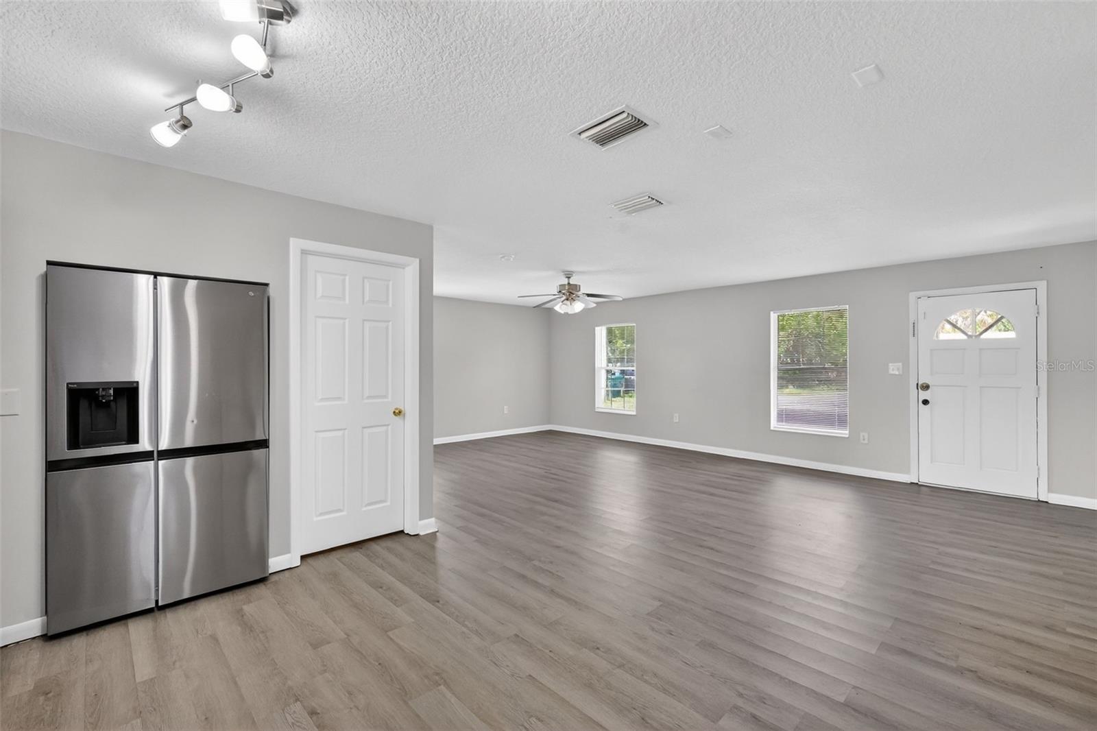 705 MIKE AVE, FRUITLAND PARK, FL — photo 19