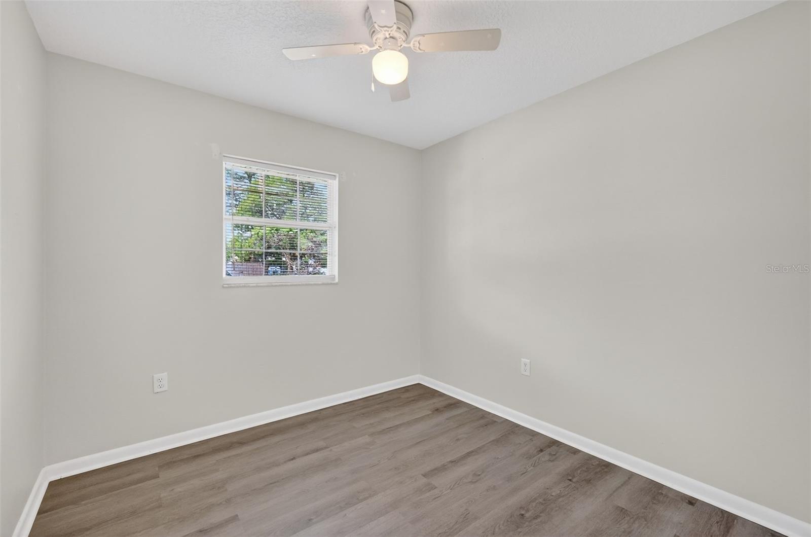 705 MIKE AVE, FRUITLAND PARK, FL — photo 33