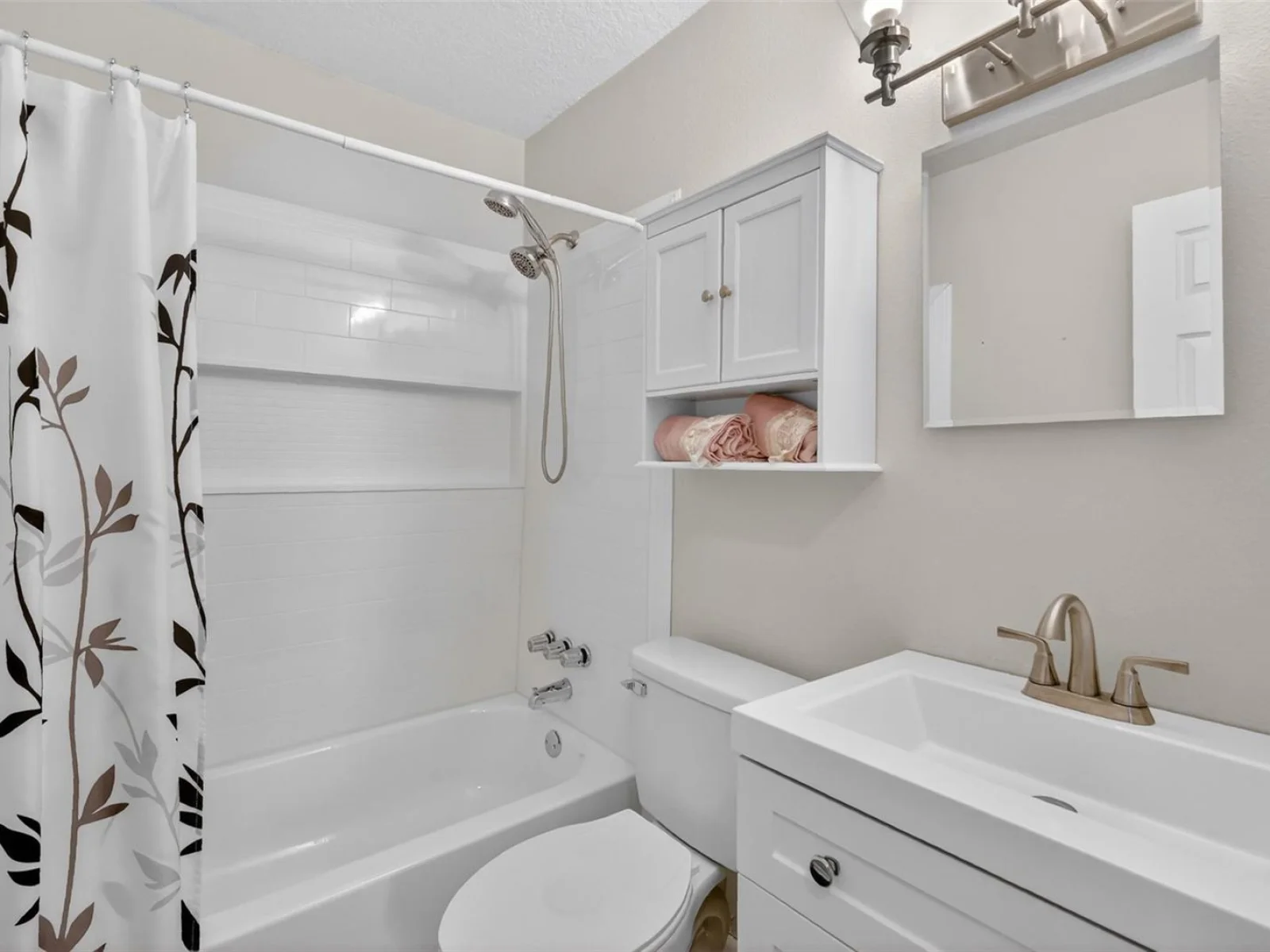 705 MIKE AVE, FRUITLAND PARK, FL — photo 37