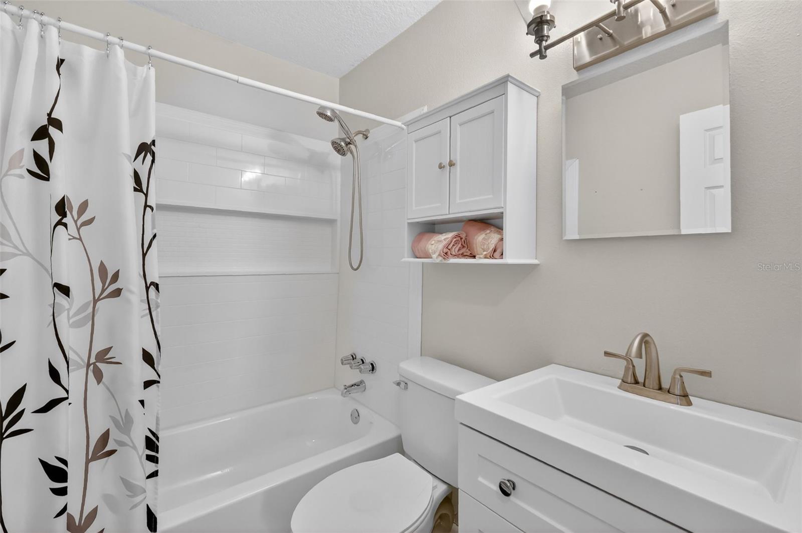 705 MIKE AVE, FRUITLAND PARK, FL — photo 38
