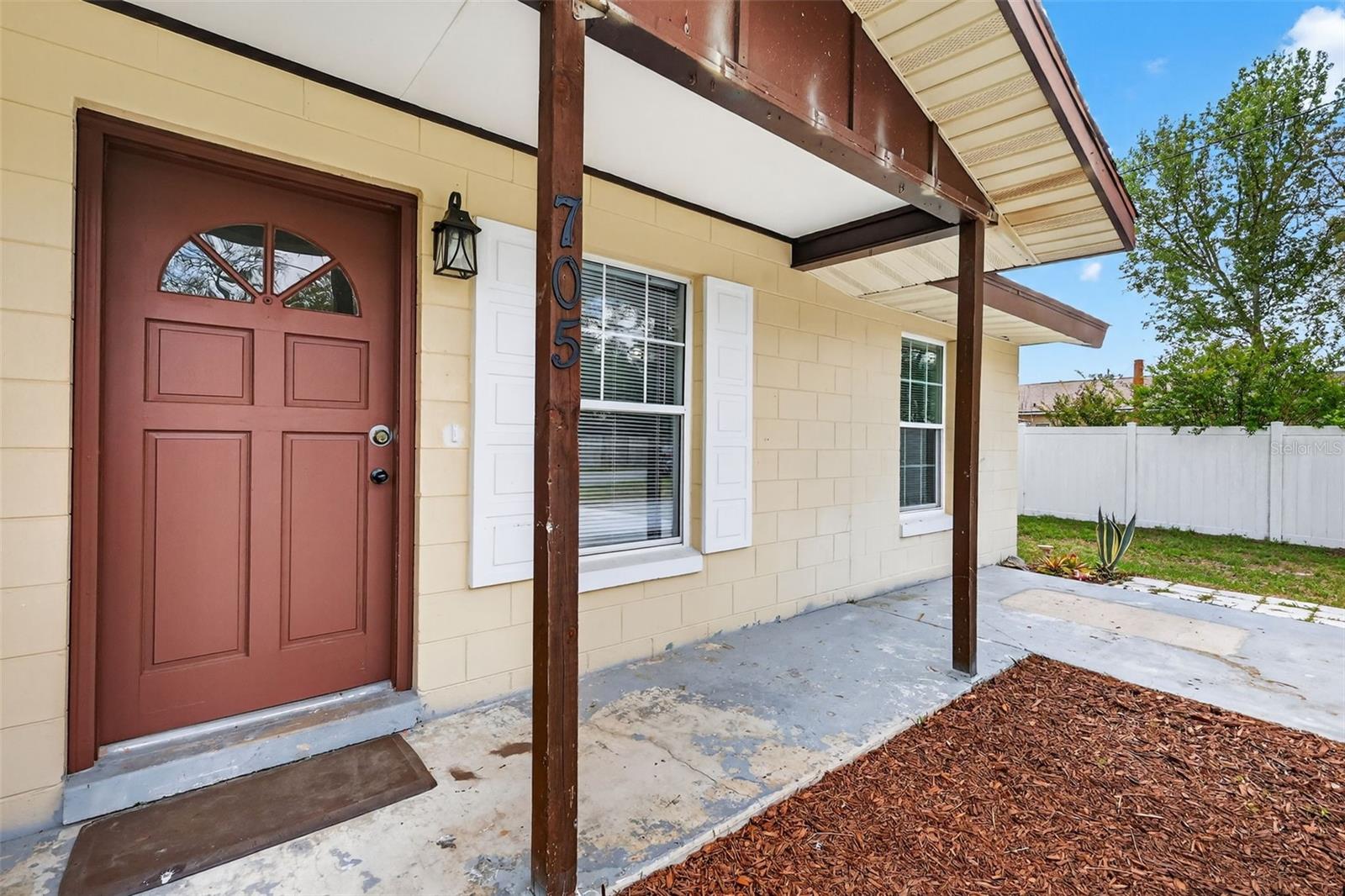 705 MIKE AVE, FRUITLAND PARK, FL — photo 45