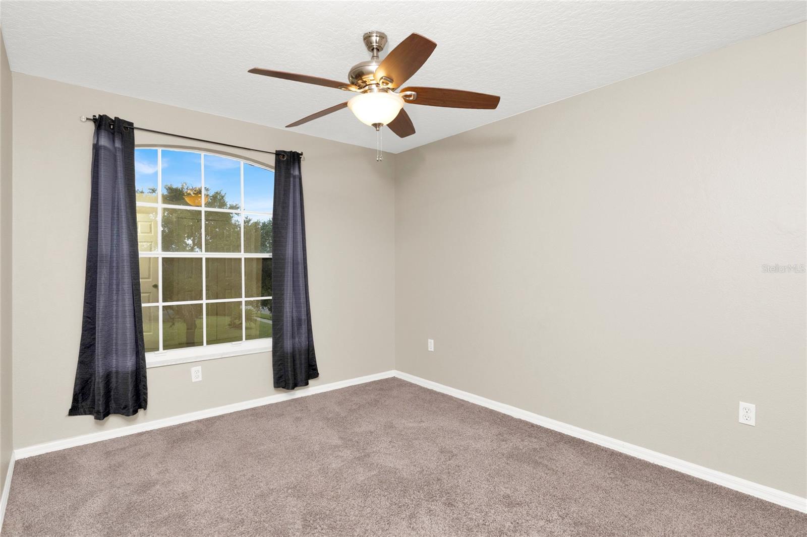 100 THORNBURY LN, KISSIMMEE, FL — photo 39