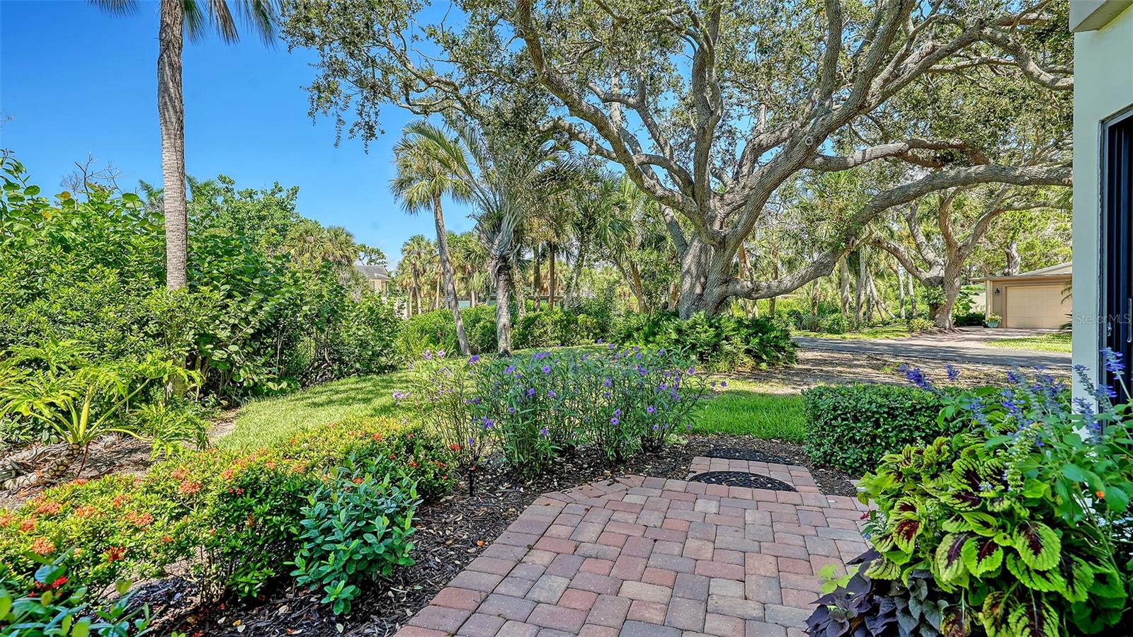 225 HOURGLASS WAY #103, SARASOTA, FL — photo 21