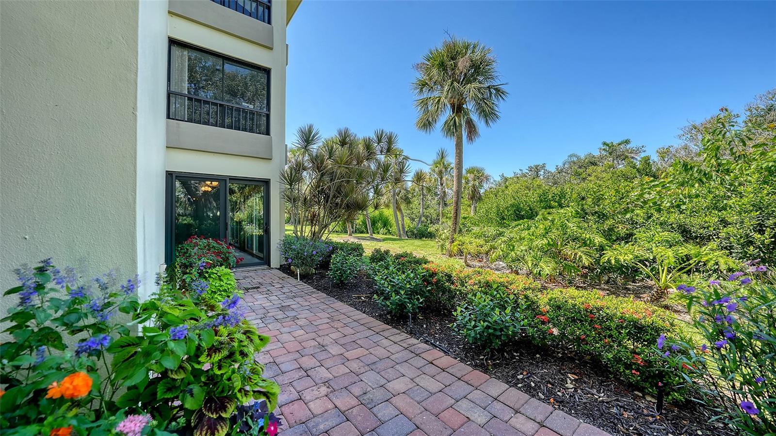 225 HOURGLASS WAY #103, SARASOTA, FL — photo 22