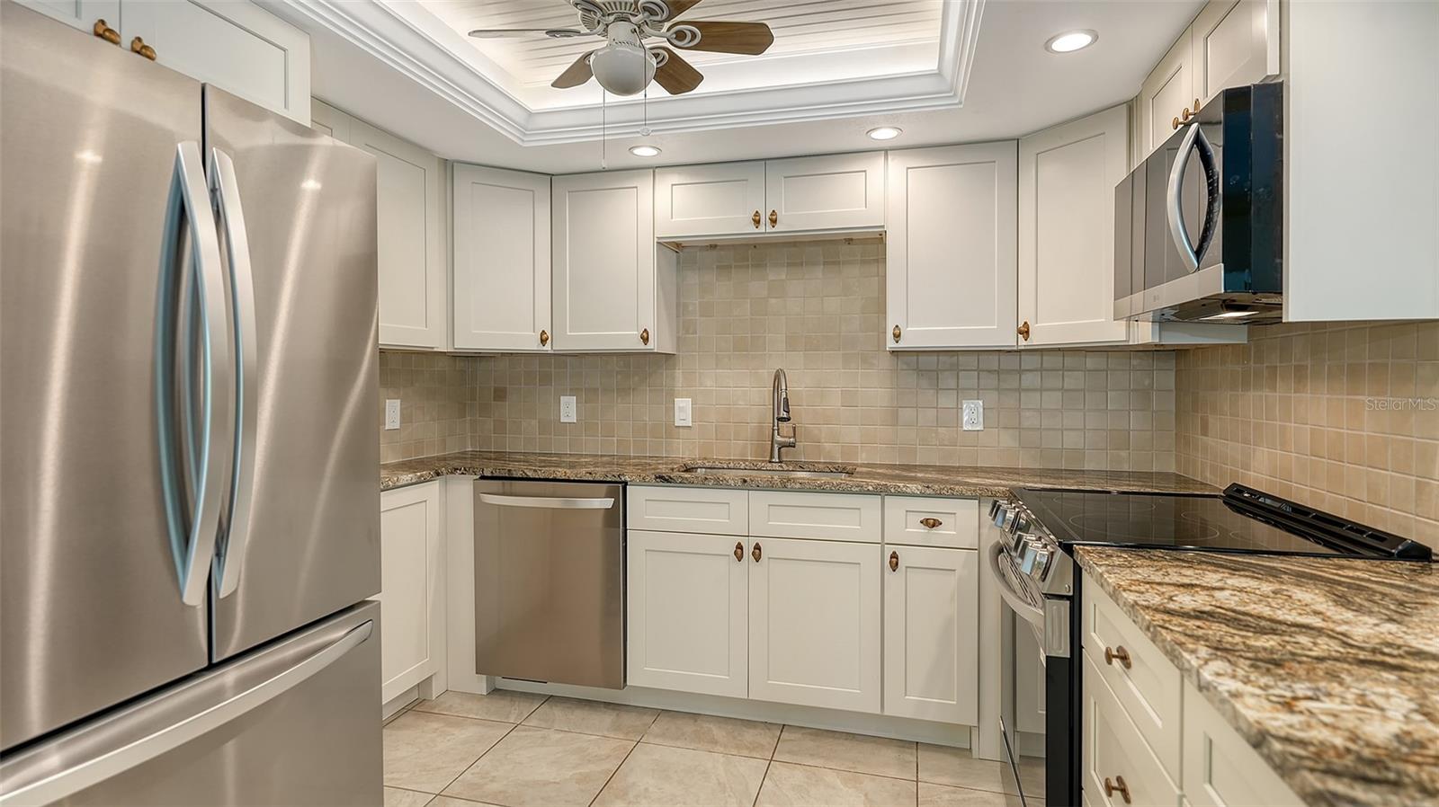 225 HOURGLASS WAY #103, SARASOTA, FL — photo 35