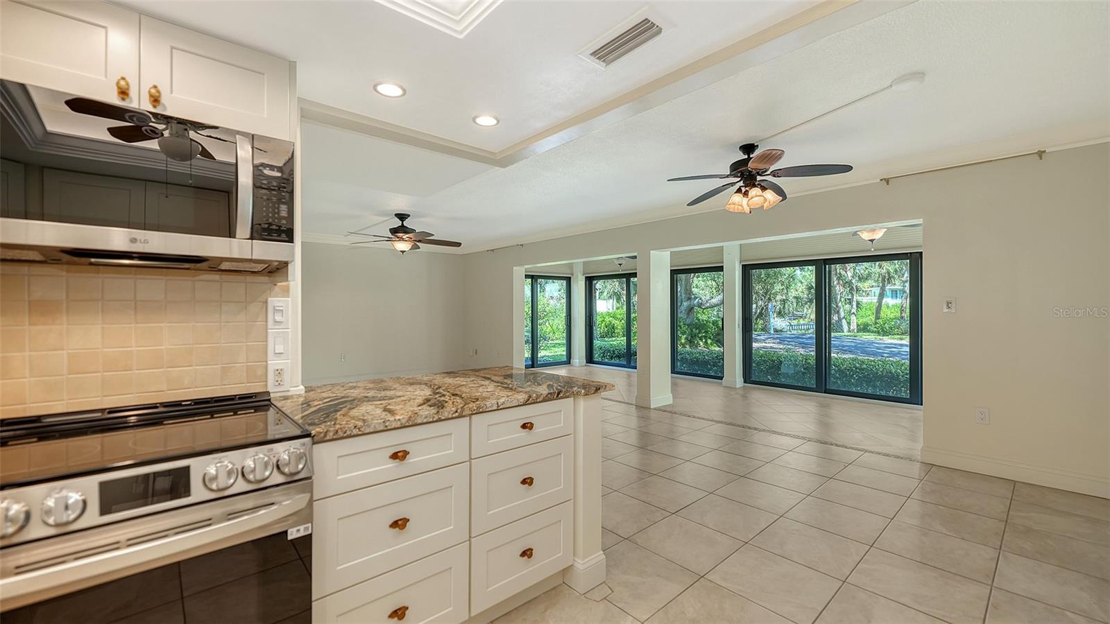 225 HOURGLASS WAY #103, SARASOTA, FL — photo 39