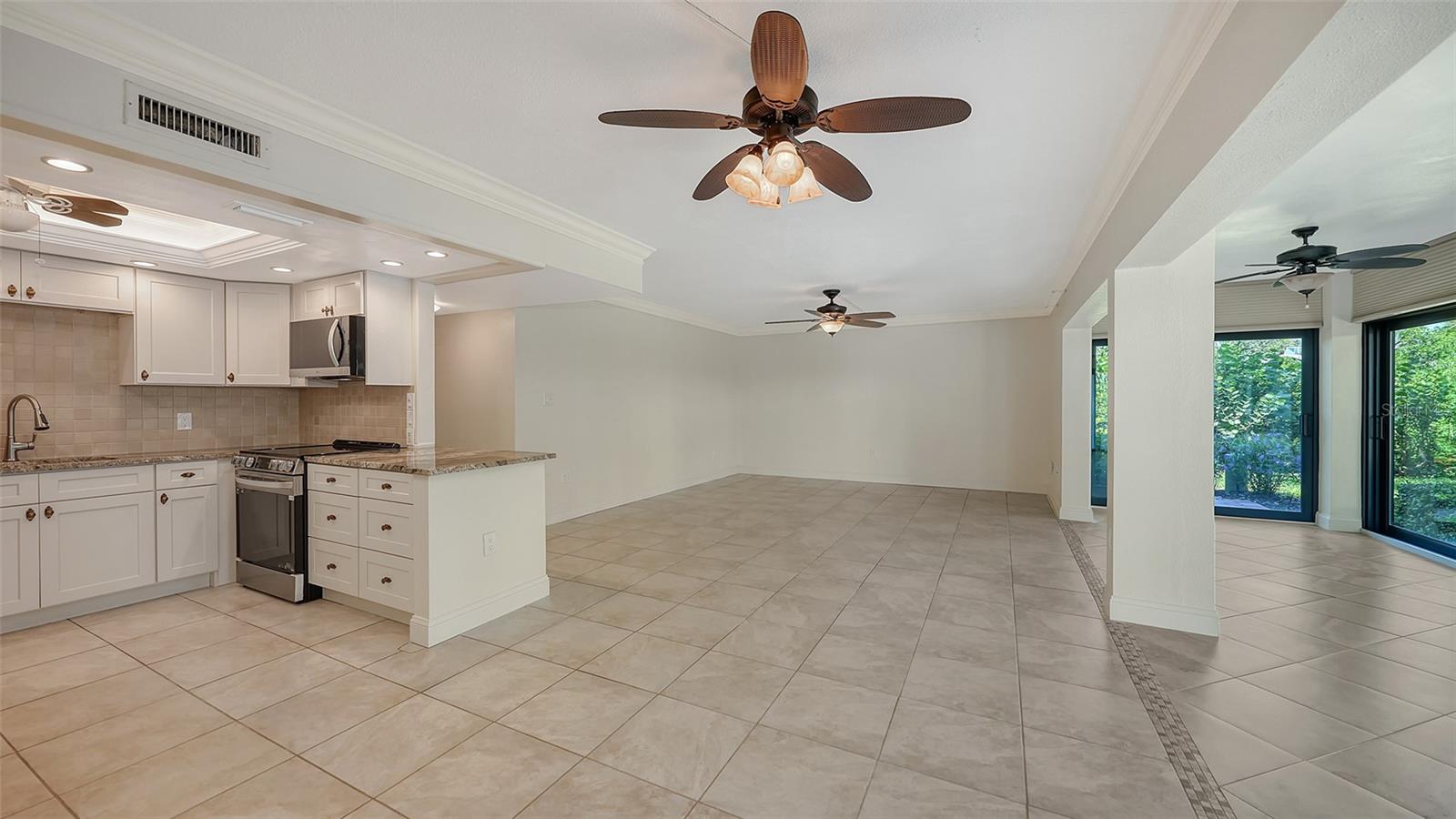 225 HOURGLASS WAY #103, SARASOTA, FL — photo 41