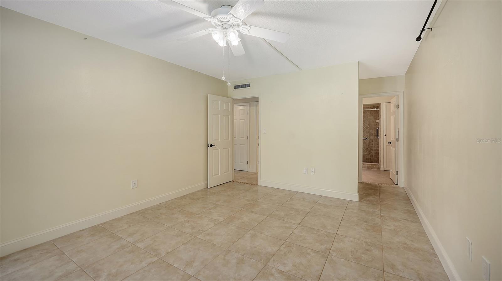 225 HOURGLASS WAY #103, SARASOTA, FL — photo 50