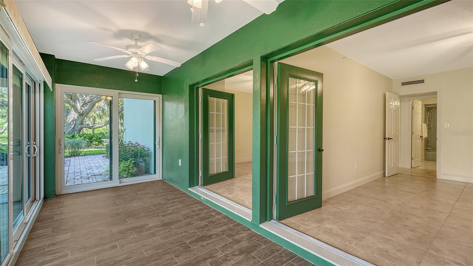 225 HOURGLASS WAY #103, SARASOTA, FL — photo 61