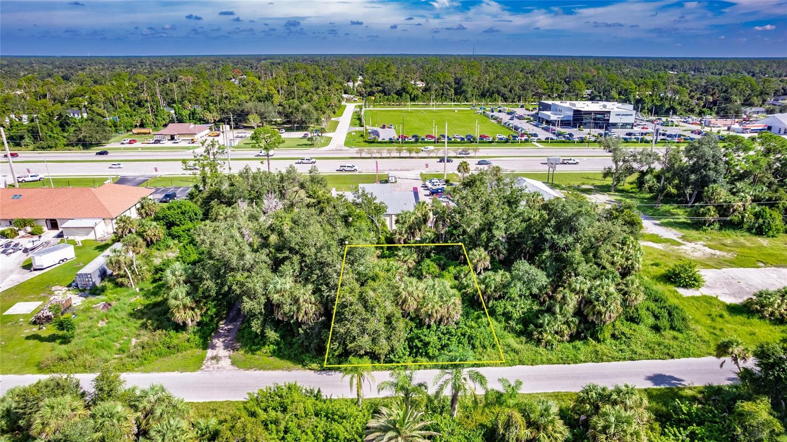 1104 BUENA VISTA CIR, PORT CHARLOTTE, FL — photo 4
