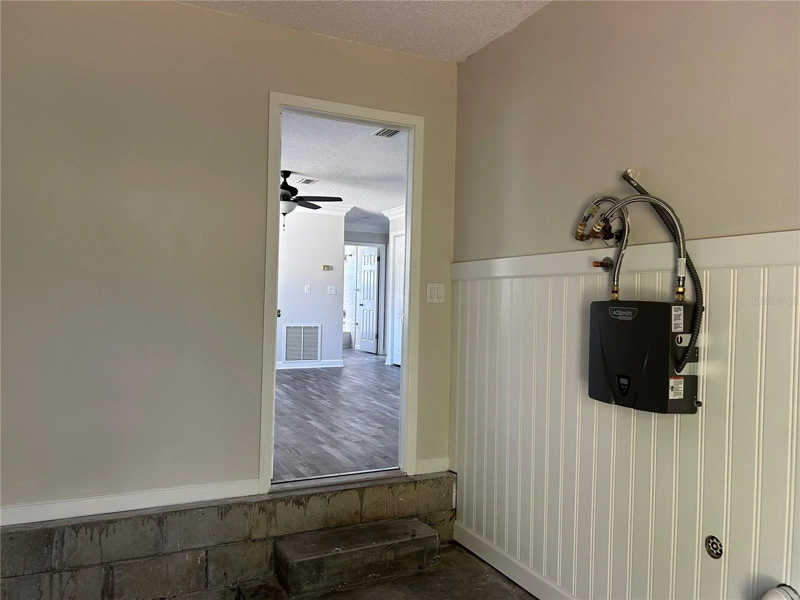 24024 DEER RD, ASTOR, FL — photo 28