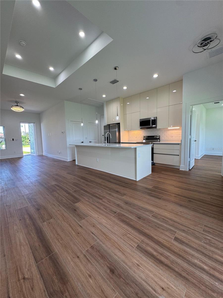 275 ANTIS DR, ROTONDA WEST, FL — photo 5