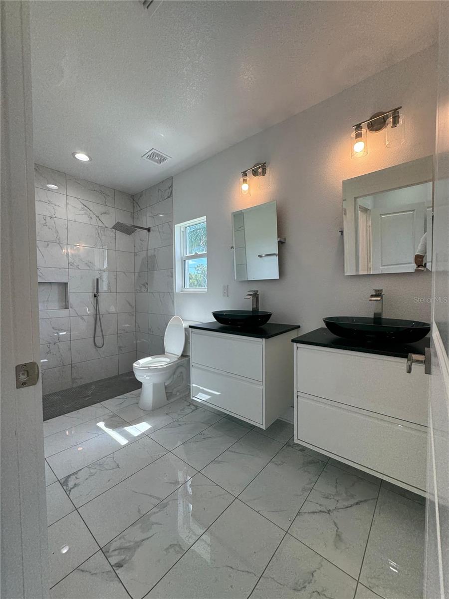 275 ANTIS DR, ROTONDA WEST, FL — photo 8