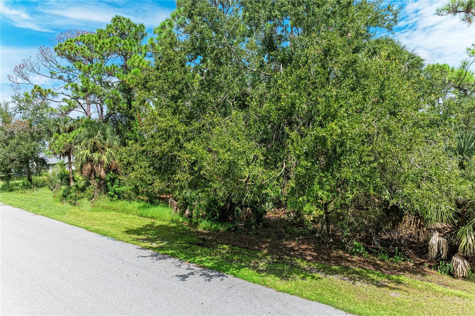 15106 GULISTAN AVE, PORT CHARLOTTE, FL — photo 4