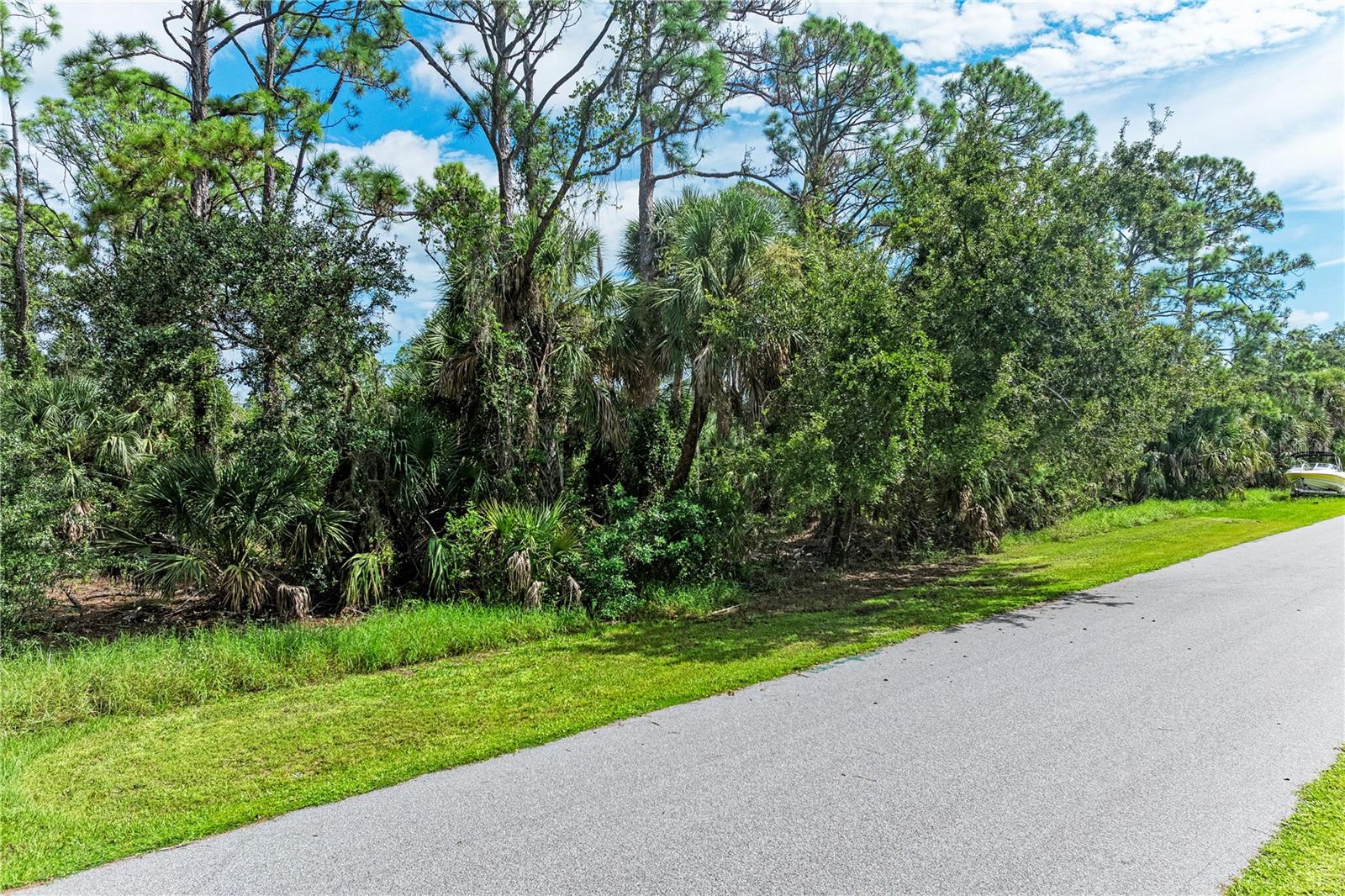15106 GULISTAN AVE, PORT CHARLOTTE, FL — photo 23